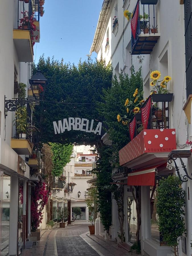 Precioso Y Acogedor Atico Old Town Lägenhet Marbella Exteriör bild